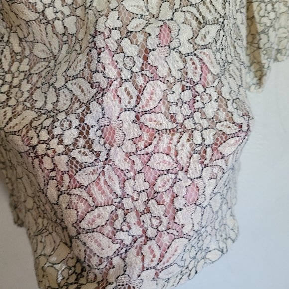 Ann Taylor LOFT Beige Black Lace See-Through Blouse Top Size Women Small Petite - Picture 7 of 13